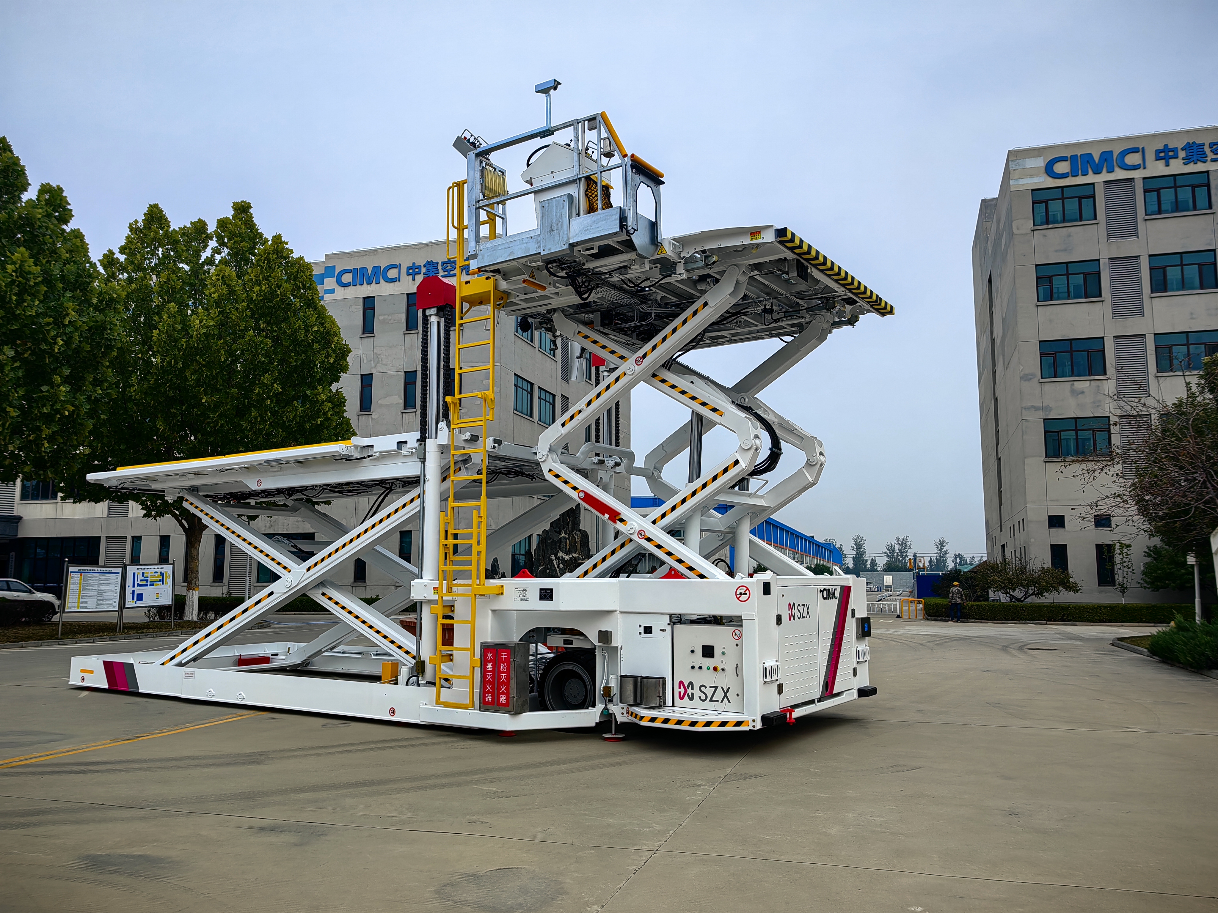 14噸電動集裝貨物裝載機 TDL-14e